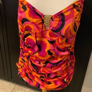 Women’s Spectacular Size 26W Tankini Top